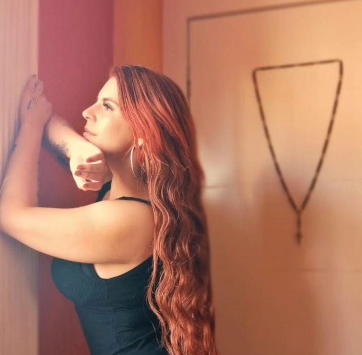 Maya ruiva